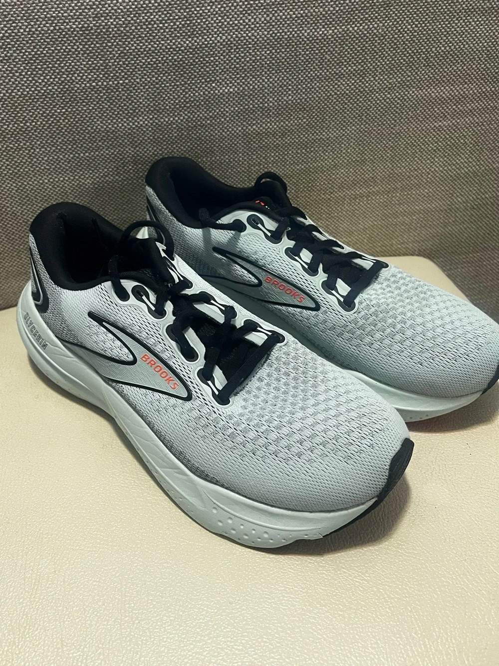 Brooks  Glycerin 21 Running Sneakers Women’s Size 8.5